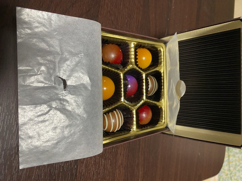 チョコレートを頂きました。